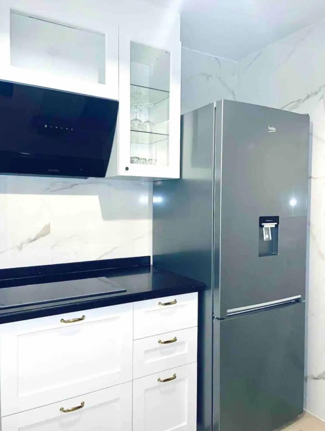 Appartement Proche Stade De France Avec Parking Saint-Denis (Seine-Saint-Denis)